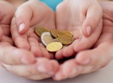 آنان را از چهارچوب‌های حقوقی یاری دهید