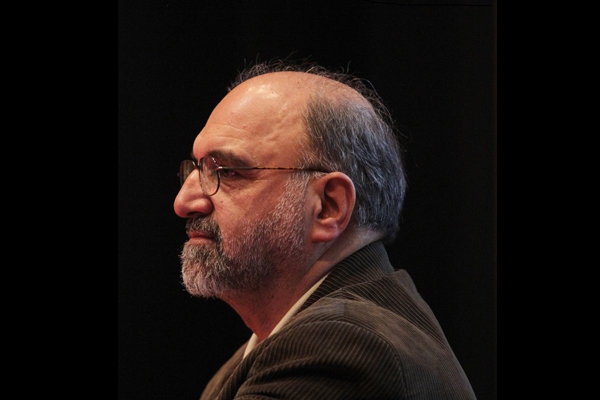 واکنش سروش به رضا پهلوی؛ پیرکودک بی‌فرهنگ و مجسمه خیانت به وطن