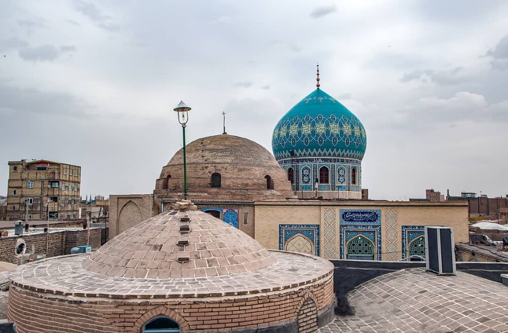 از برقع تا بارگاه، نگینی در دیار قم