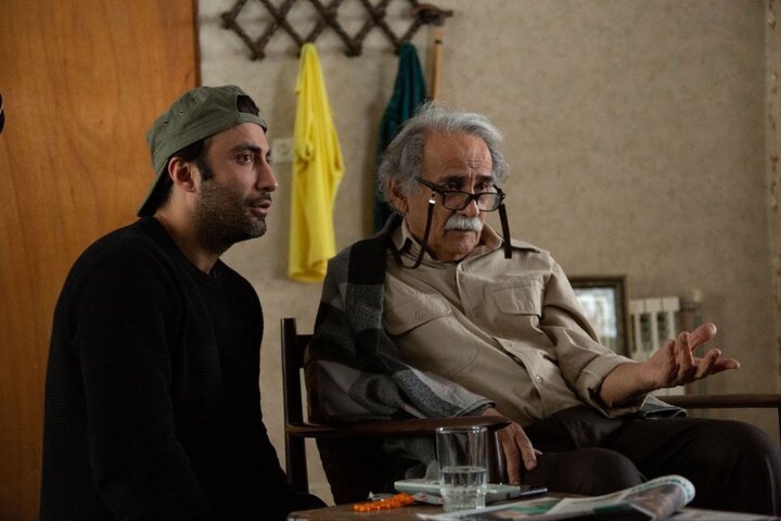 تلاش کهنسالان برای رهایی از انزوا؛ پیرمردی که «تمارض» می‌کند!