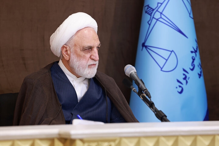 آماده پشتیبانی‌های حقوقی و قضایی از جامعه پرستاری کشور هستیم